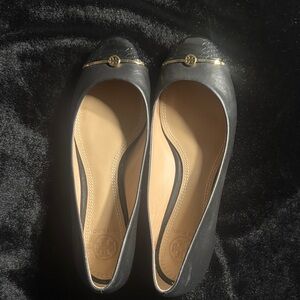 Tory Burch Black Leather Flats 7 1/2